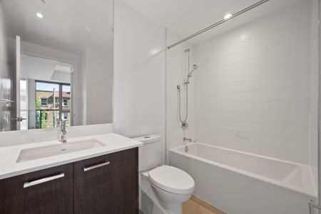 For Lease - 109 Vaughan Road Unit# 304, Toronto, Ontario - Photo 2