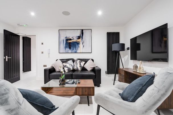 6 bedroom house to rent - Photo 1