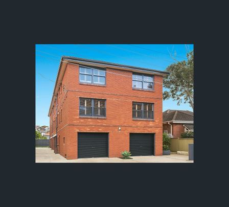 2/10 Clifton Road, Clovelly, NSW 2031 - Photo 1