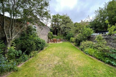5 bedroom terraced house to rent - Photo 3