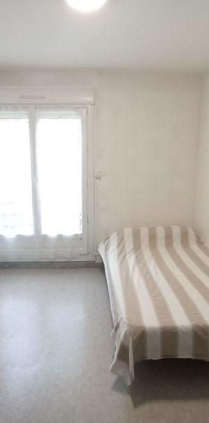 STUDIO MEUBLE – CHU CEZEAU - Photo 1