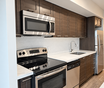 2220 Lake Shore Boulevard West condo — Toronto, ON (1-Bedroom) - 1 ... - Photo 6
