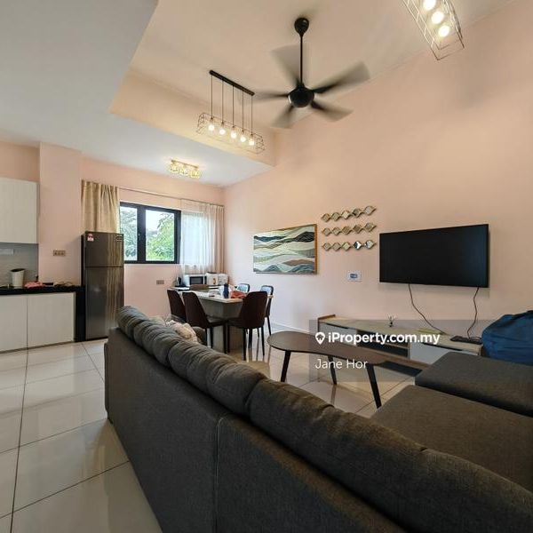 N'Dira Townhouse, Bandar 16 Sierra Puchong south N'dira Townhouse, Puchong - Photo 1