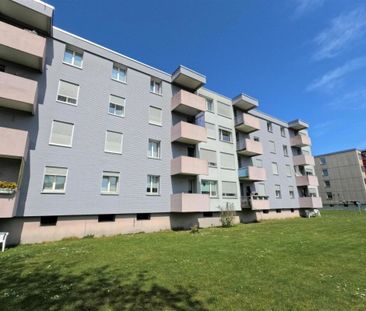 Deine neue Familiewohnung - mit Balkon, grosse Fenster, sonnig, Gri... - Photo 1