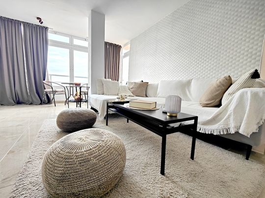 - THREE BEDROOMS APARTMENT WITH SEAVIEW FOR RENT - Photo 1