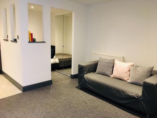 1 bedroom flat to rent - Photo 1