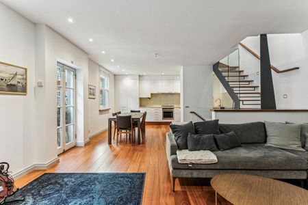 3 bedroom house in Kensington - Photo 5