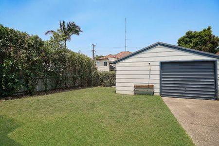 34 King Street, Waratah West. - Photo 2