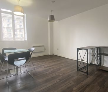 The Strand, Liverpool - Photo 2