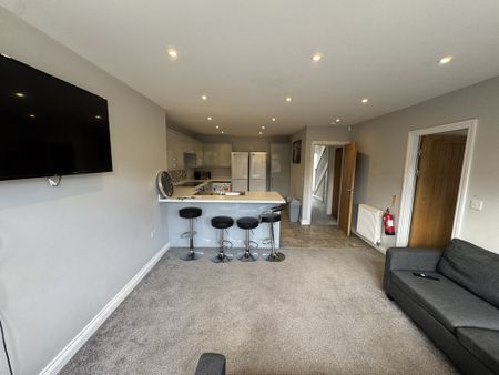 Bedale Avenue, Osbaldwick - P1792 - Photo 2