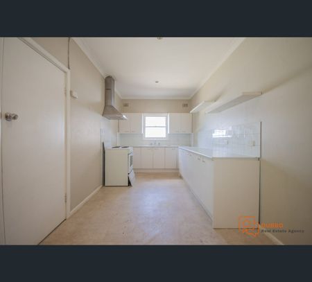 6 Laughton Street, Dubbo, NSW 2830 - Photo 2