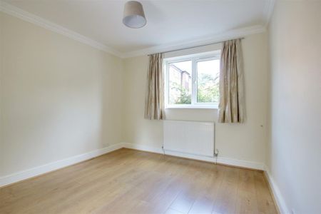 St. Johns Well Lane, Berkhamsted - Photo 4