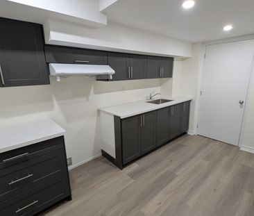 For Lease - 27 Vickery Street, Whitby, Ontario - Photo 5