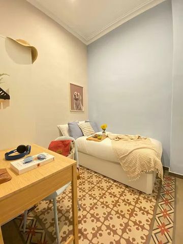 Carrer de Còrsega, Barcelona, Catalonia 08008 - Foto 2