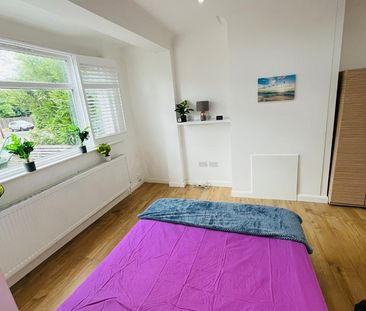 Room in a Shared House, Stunning Double Room In Streatham, SW16 - Photo 5