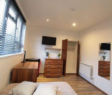 Park view, Stonebow house Block, St. Botolphs Crescent, Lincoln, Li... - Photo 5