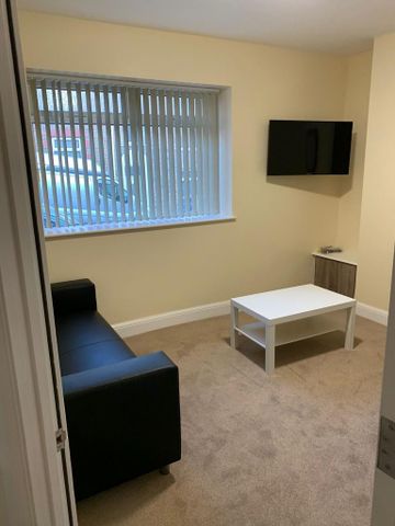 3 bedroom house to rent - Photo 2