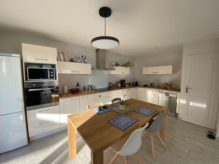 Location maison 4 pièces, 82.21m², Écouflant - Photo 2