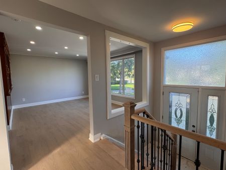 For Lease - 32 Upper King Richard Court, Markham, Ontario - Photo 5