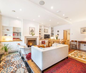 4 bedroom mews to rent - Photo 2