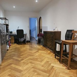 PRIX EXCEPTIONNEL ! AU COEUR DE PAYERNE - Photo 2