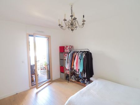 JOUE-LA COMME DES CARTES - Location Appartement nantes : 44 m2 - Photo 2