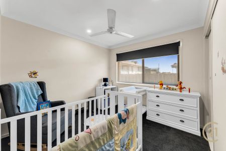 Gorgeous Low Set Brick Home - Photo 3