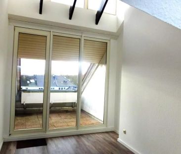 Sofort bez.-freie lichtdurchflutete Maisonettewohnung nebst TG-Plat... - Photo 3