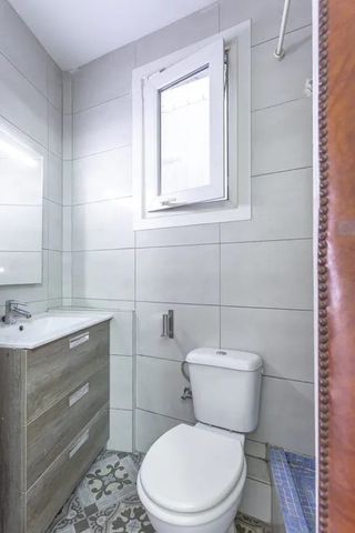 Carrer de Santa Madrona, Barcelona, Catalonia 08001 - Photo 3