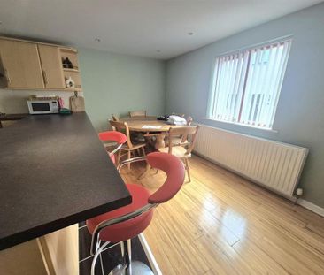 3 bedroom barn conversion to rent - Photo 2