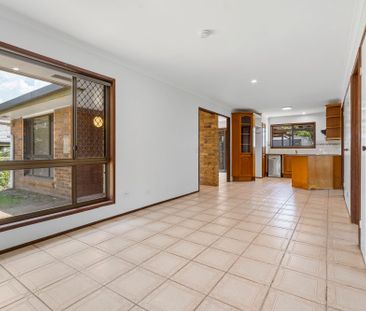 258 King Street, Clontarf QLD 4019 - House For Rent | Domain - Photo 3