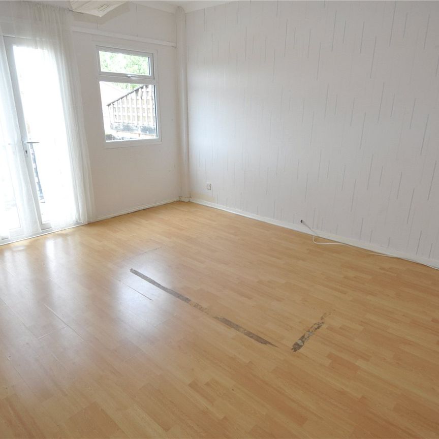 Arrowe Park Road, CH49 0UB, Upton - Photo 1