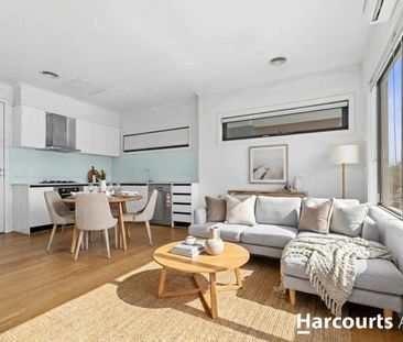 Thriving Townhouse in Noble Park - Photo 1