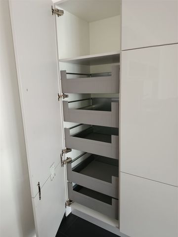 Zwenkau - Küchenliebhaber aufgepasst!!! - Tolle 3 Zi. Whg. mit großem Balkon, Parkett, FBH, und EBK! - Photo 5