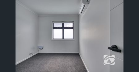 LOCATION LOCATION LOCATION - Photo 5