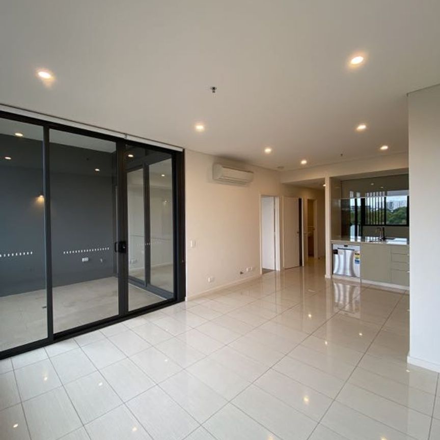 Deposit Received I Superior 1-Bedroom I Room-Sized Study I Parking Included - Photo 1