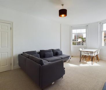 3 bedroom maisonette to rent - Photo 1