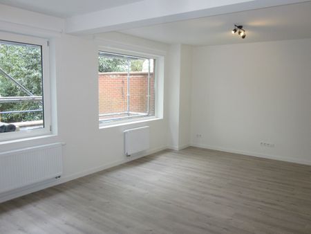KNUS GERENOVEERD APPARTEMENT MET GARAGE - Photo 5