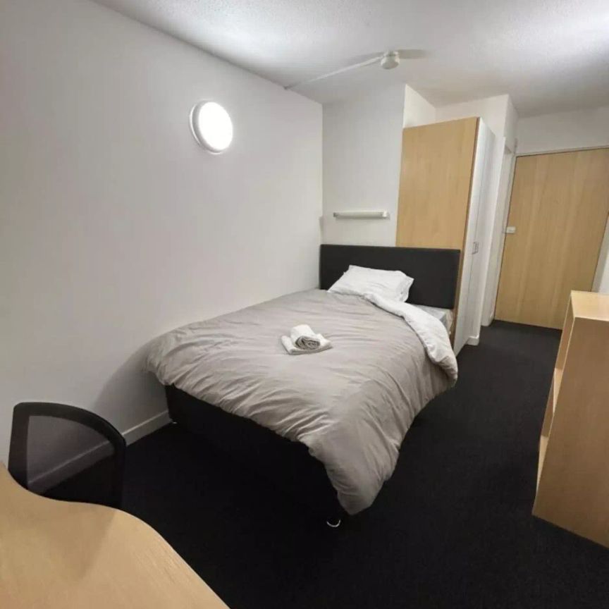 Ground Floor Deluxe En-Suite - Photo 1