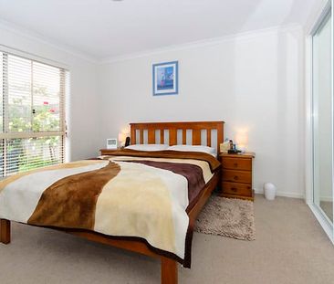 Beautiful family home - Photo 6