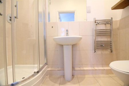 10 bedroom house share to rent - Photo 5