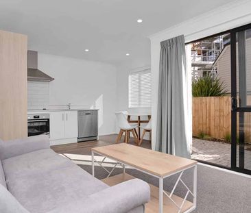 Power & Internet included - singles and couples considered - close ... - Photo 3