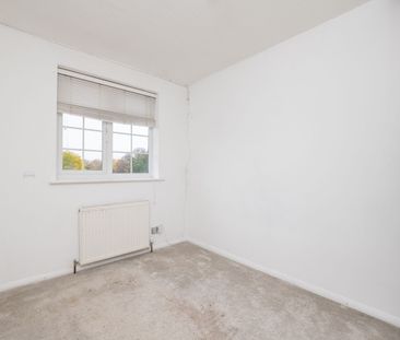 St. James Road, Sutton, SM1 - Photo 2