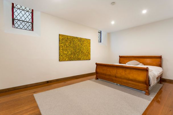 Thinking of selling? Contact our agent - Photo 1