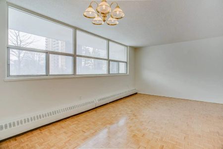 Verbana Apartments — 2 Bedroom - Photo 5