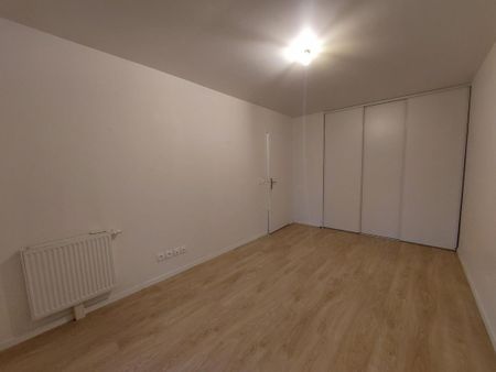 Location Appartement 2 pièces 43m² BOIS GUILLAUME 76230 - Photo 4