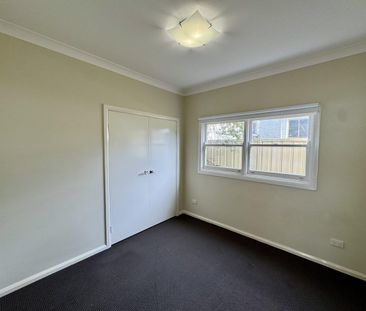 GEM ON GOULD - Photo 5