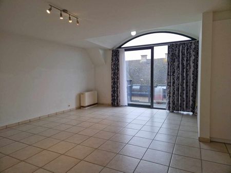 Appartement met 2 slaapkamers, terras en staanplaats - Foto 3