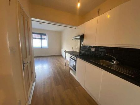 A Gloucester Road, Bishopston, Bristol, BS7 - Photo 5