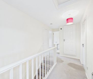 Derwent Close, Amersham, Buckinghamshire,HP7 - Photo 2